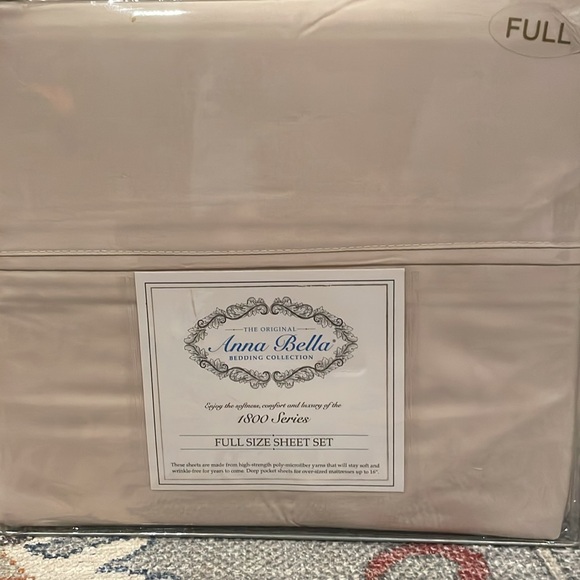 New Anna Bella 4-piece Full Size Sheet Set, beige - Picture 3 of 3
